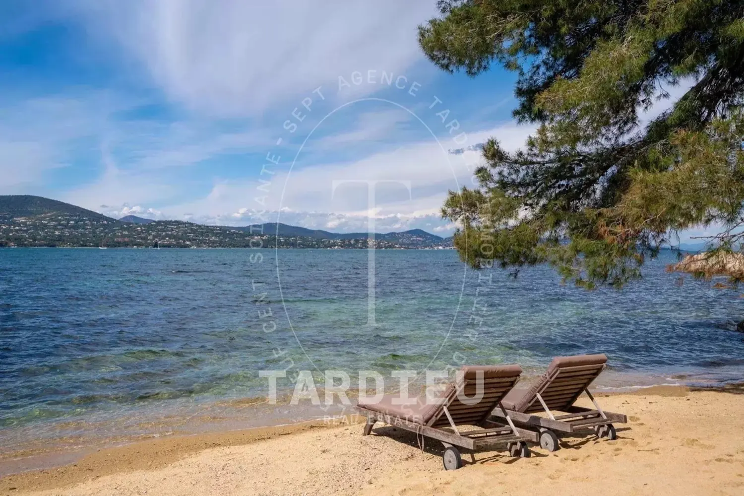 Villa rénovée, accès mer, Saint-Tropez