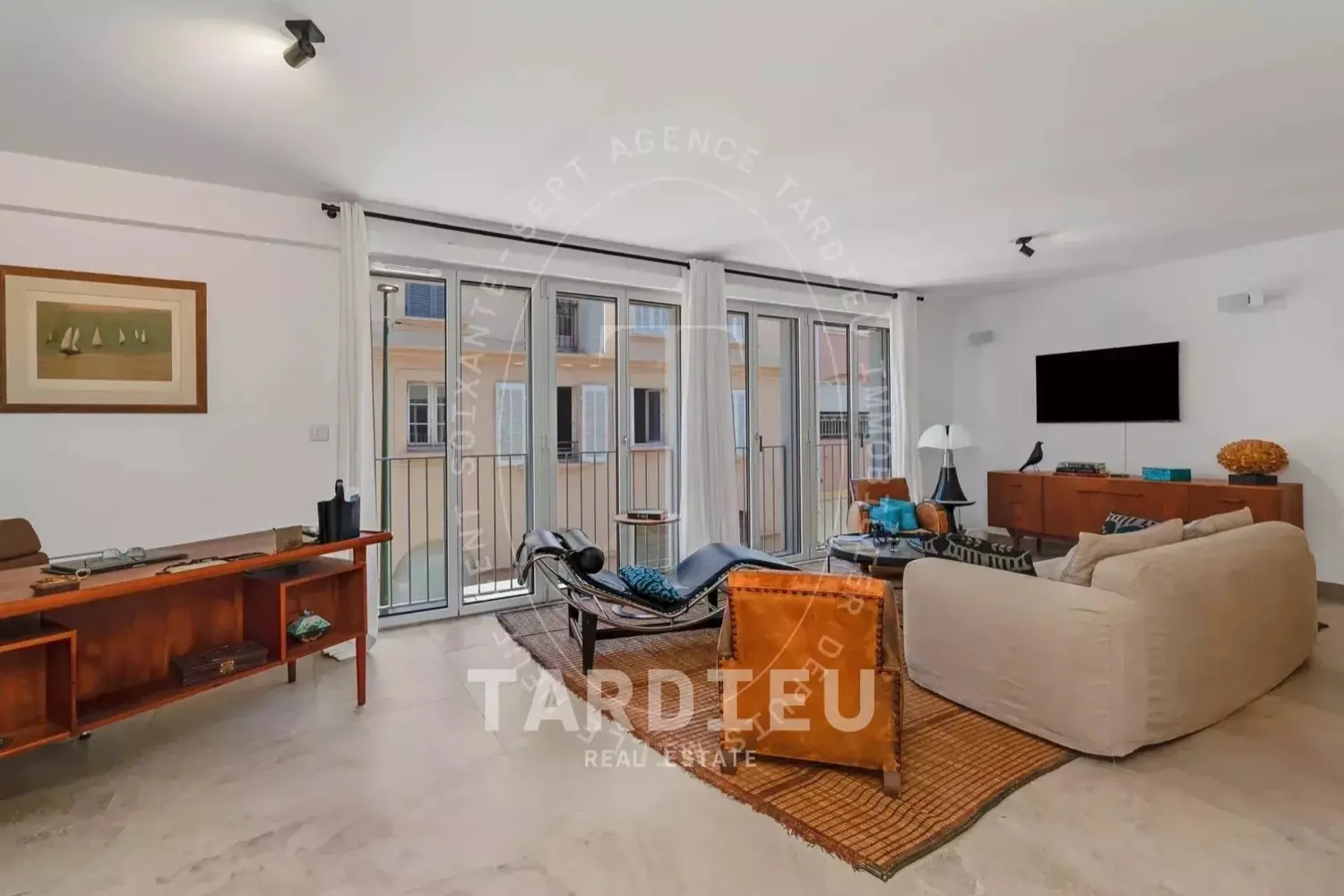 Saint-Tropez : appartement village central