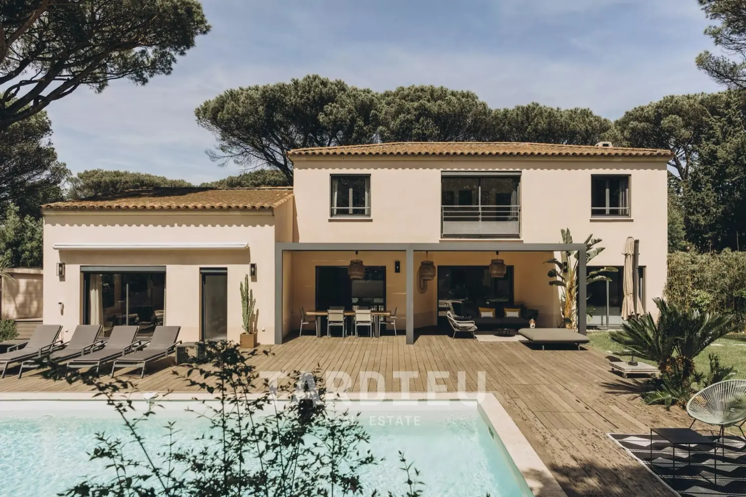 Gassin · Villa avec 5 chambres, piscine et plage à pieds