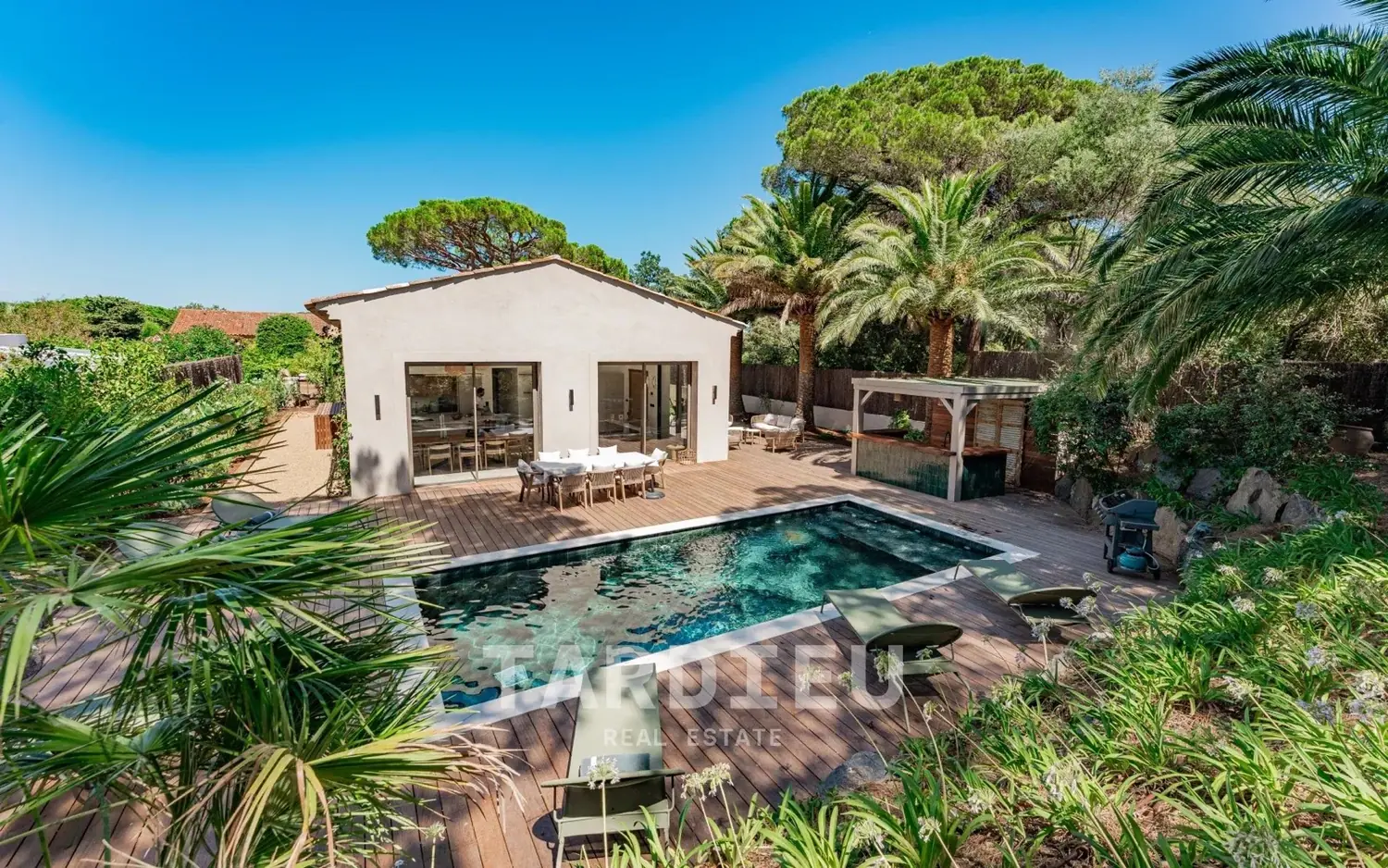 Villa 5 Chambres Proche des Salins