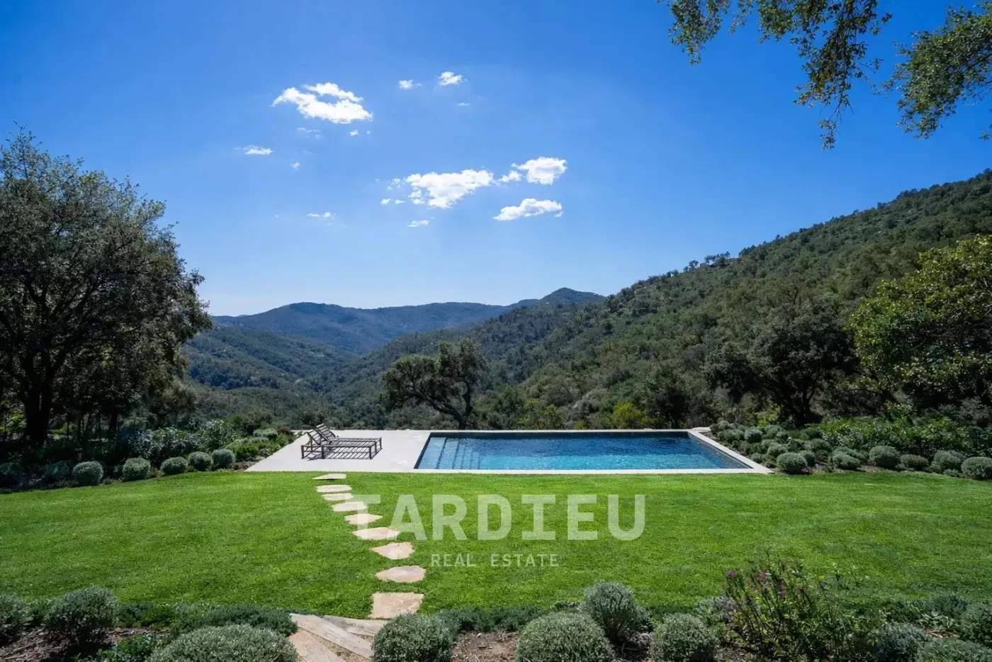 Maison à La Garde-Freinet
